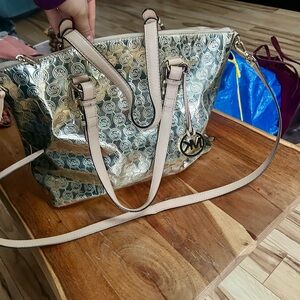 MICHAEL KORS MK 'JET SET' GOLD  Patent Leather Shoulder Carryall Tote Bag Purse